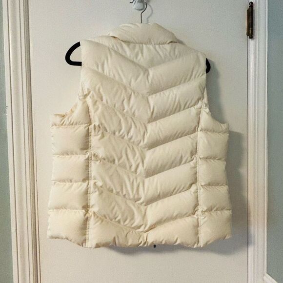 Lands End cream color down puffer vest snap pockets size Large - Picture 2 of 8